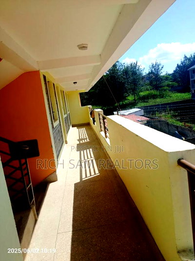 2bdrm House in Kiamunyi, Menengai West for rent - Image 1