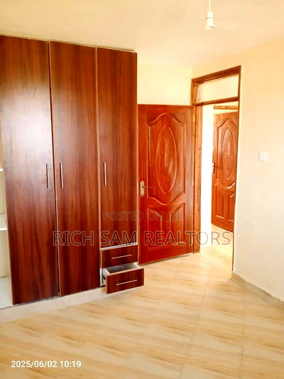 2bdrm House in Kiamunyi, Menengai West for rent - Image 3