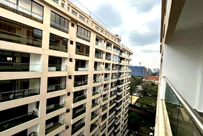 4bdrm Apartment in Cozy Gardens, Hurlingham for sale - Image 1