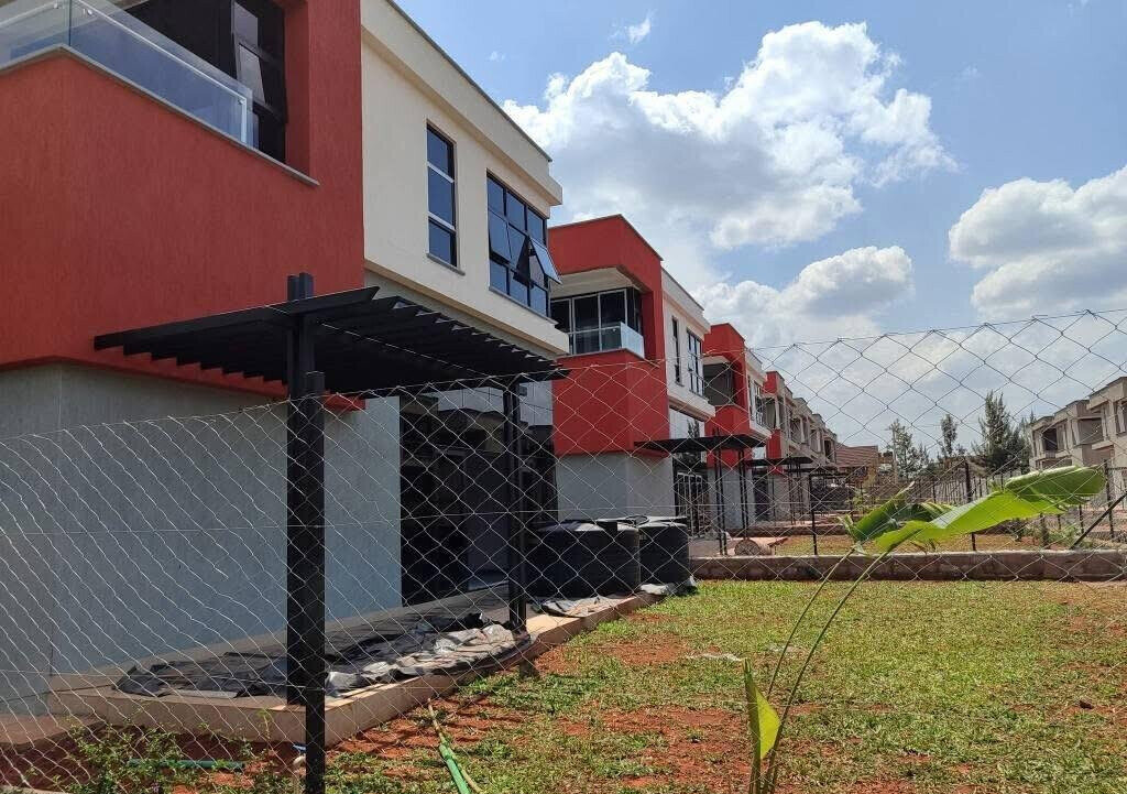 4BR All-Ensuite Detached Villa with DSQ & Pool - Membley, Ruiru