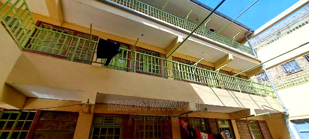 20bdrm Block of Flats in Ruiru Weirs Off for sale