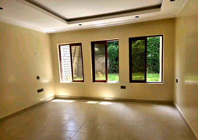 Garden Oasis with 5BR for KSh 400K