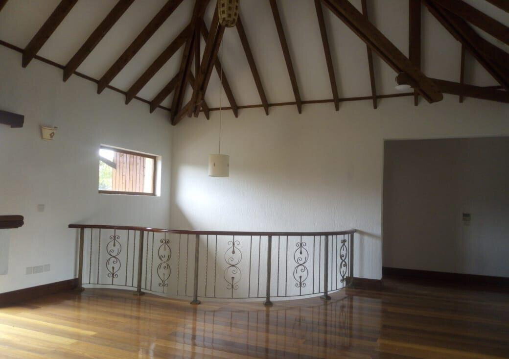 4 En-Suite Villa with Clubhouse & Tennis Court - Kitisuru
