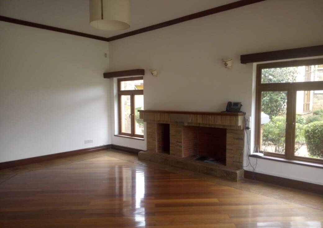 4 En-Suite Villa with Clubhouse & Tennis Court - Kitisuru