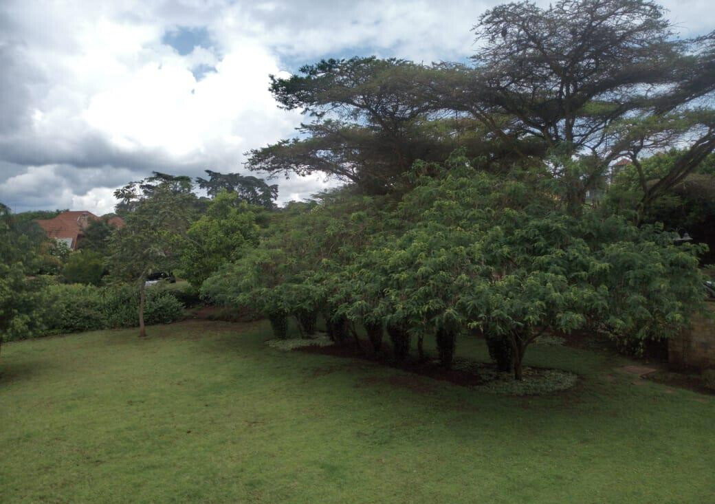 4 En-Suite Villa with Clubhouse & Tennis Court - Kitisuru