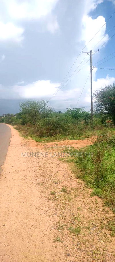 Embu County, Mutuobare Town 2acres Along the Main Tarmac - Image 2