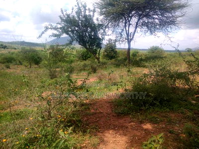 Embu County, Mutuobare Town 2acres Along the Main Tarmac - Image 18