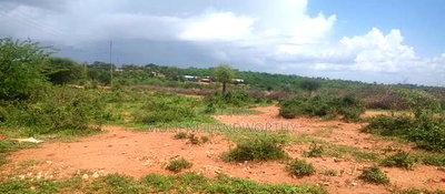 Embu County, Mutuobare Town 2acres Along the Main Tarmac - Image 5