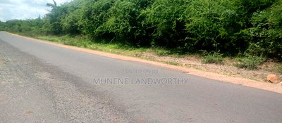 Embu County, Mutuobare Town 2acres Along the Main Tarmac - Image 3