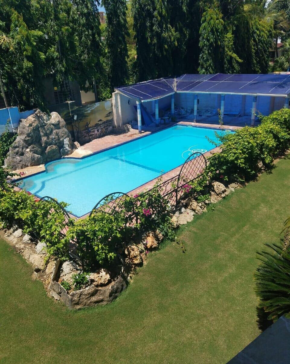 5BR All-Ensuite Corner Townhouse on Quarter Acre - Nyali