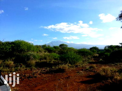 Kimana 60acres Near Sopa Lodge Amboseli - Image 1