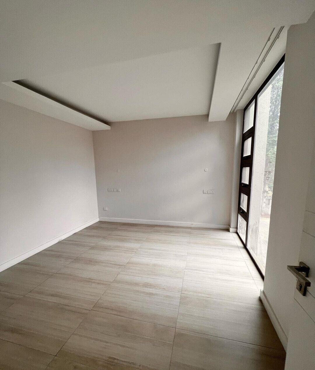 4-Ensuite Townhouse with Study & Backup Generator - Lavington