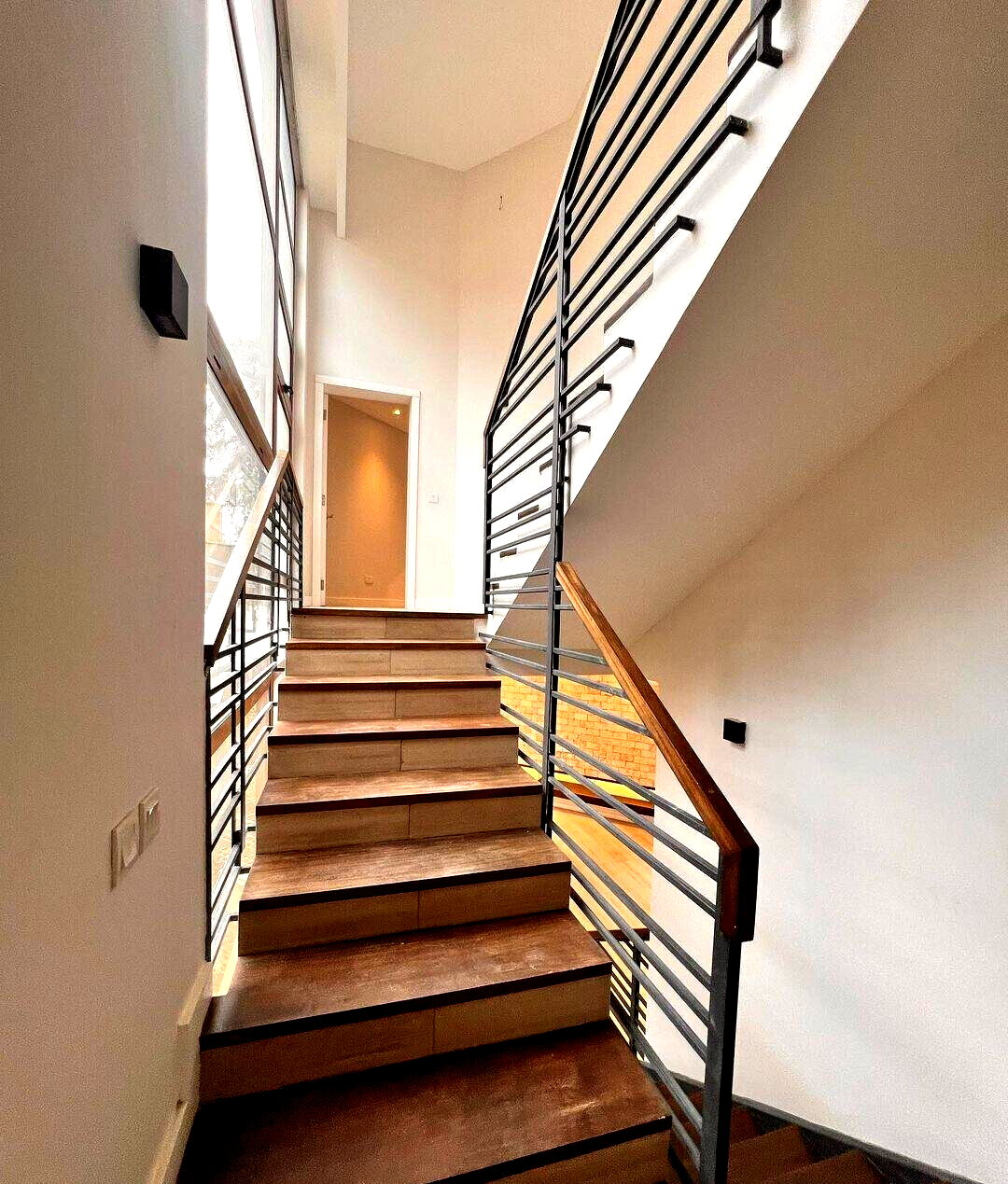 4-Ensuite Townhouse with Study & Backup Generator - Lavington