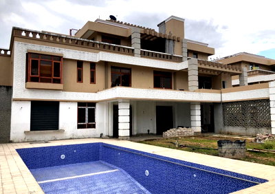 Newly Built 5BR Townhouse with Private Pool - Nyali