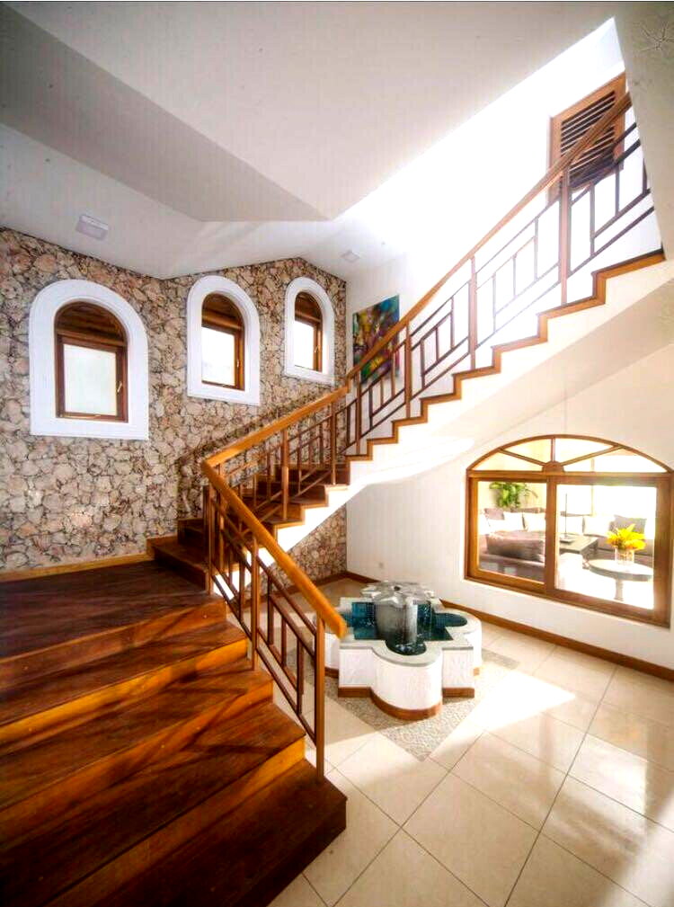 Contemporary Swahili-Design 4BR Villa with Private Garden - Nyali