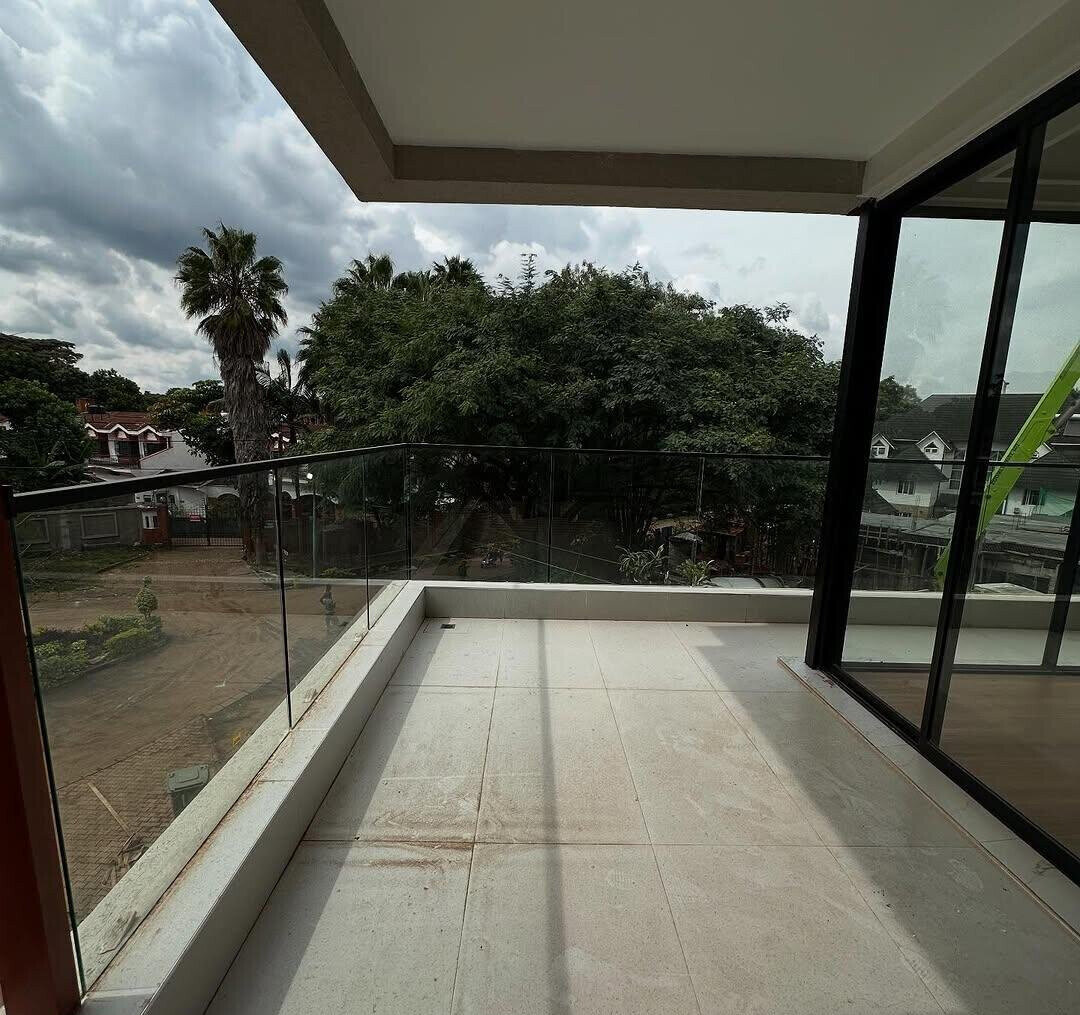 5-Ensuite Villas with Private Balconies - Lavington Green