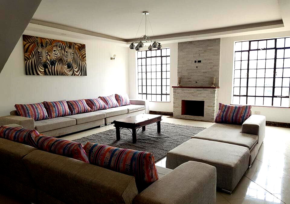 Sunken Lounge Townhouse with Fireplace & Garden - Kitisuru