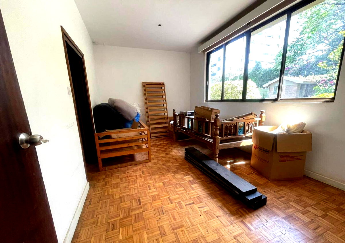 0.5-Acre Family Townhouse with Pool & Gym - Kileleshwa