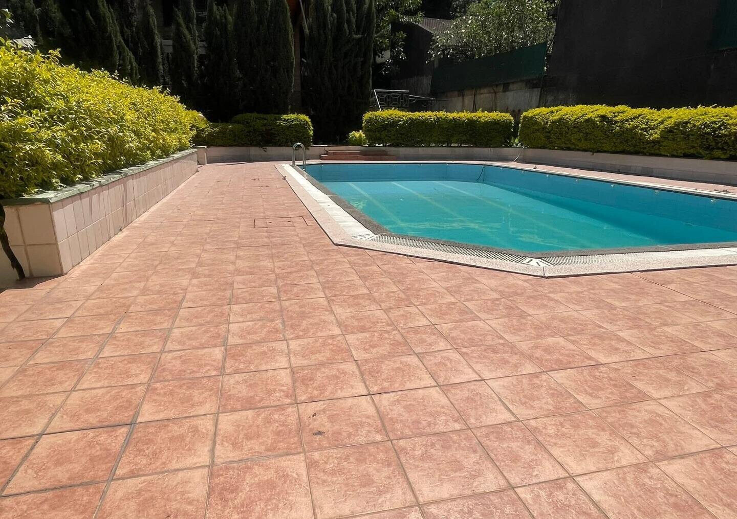 0.5-Acre Family Townhouse with Pool & Gym - Kileleshwa