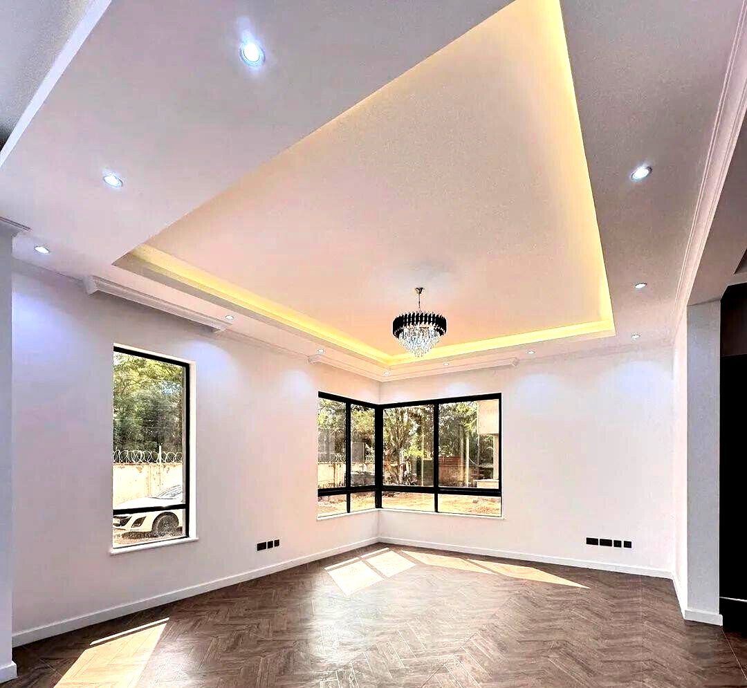 New 4-Ensuite Townhouse with DSQ & Solar - Lavington