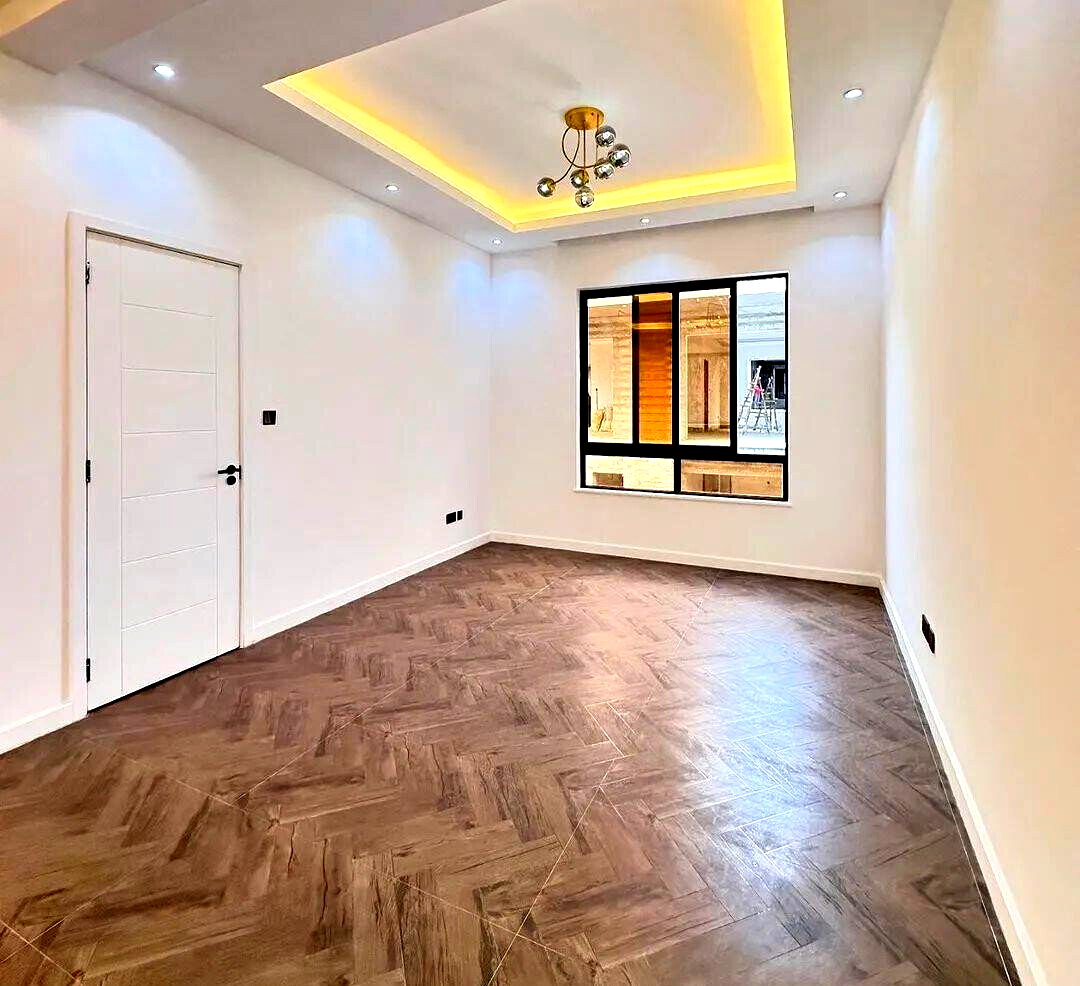 New 4-Ensuite Townhouse with DSQ & Solar - Lavington