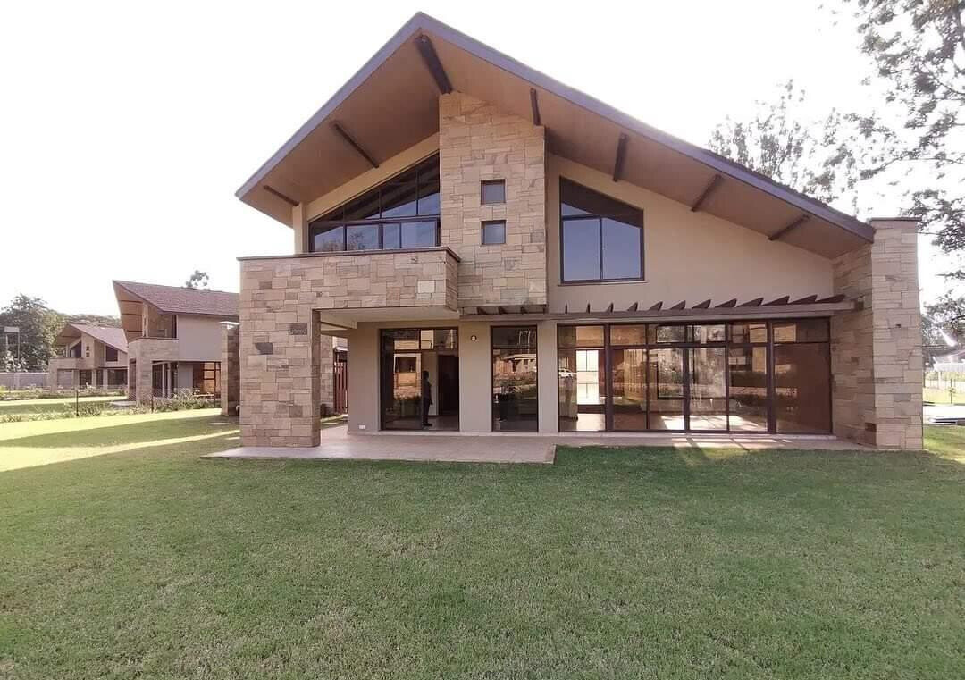 4-Ensuite Townhouse with Clubhouse & Pool – Karen Near Bypass