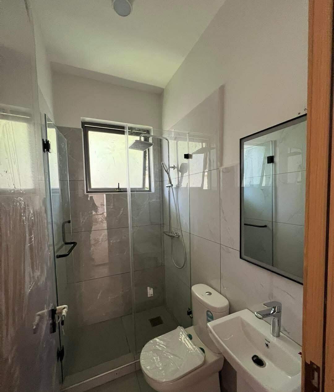 6-Ensuite Townhouse with Rooftop Terrace & Gym - Lavington