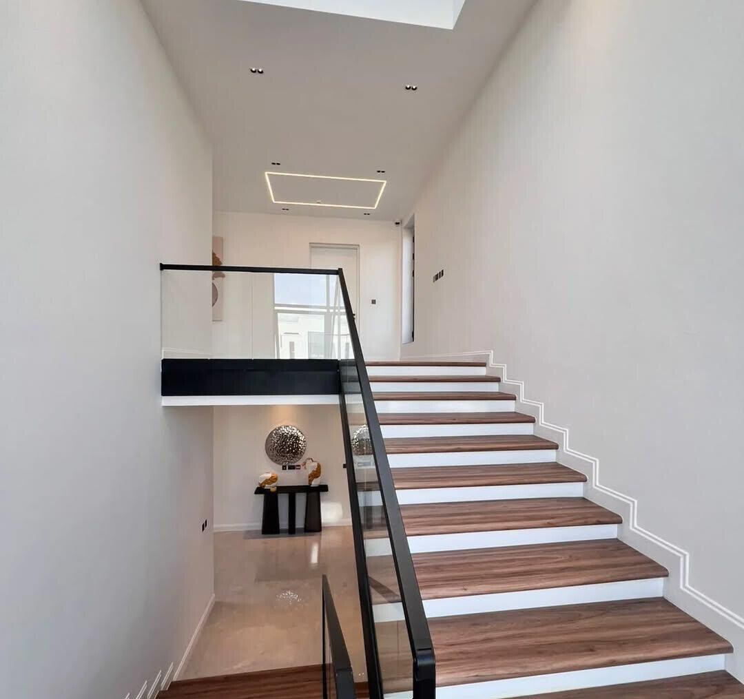 Luxury 5BR Villa on 0.16 Acre Plot