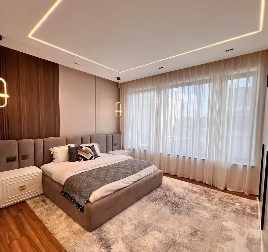 Luxury 5BR Villa on 0.16 Acre Plot