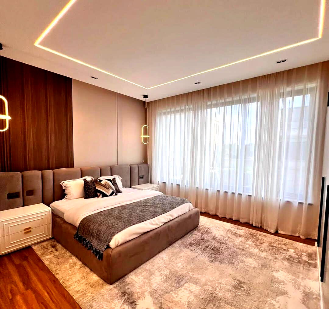 Luxury 5BR Villa on 0.16 Acre Plot