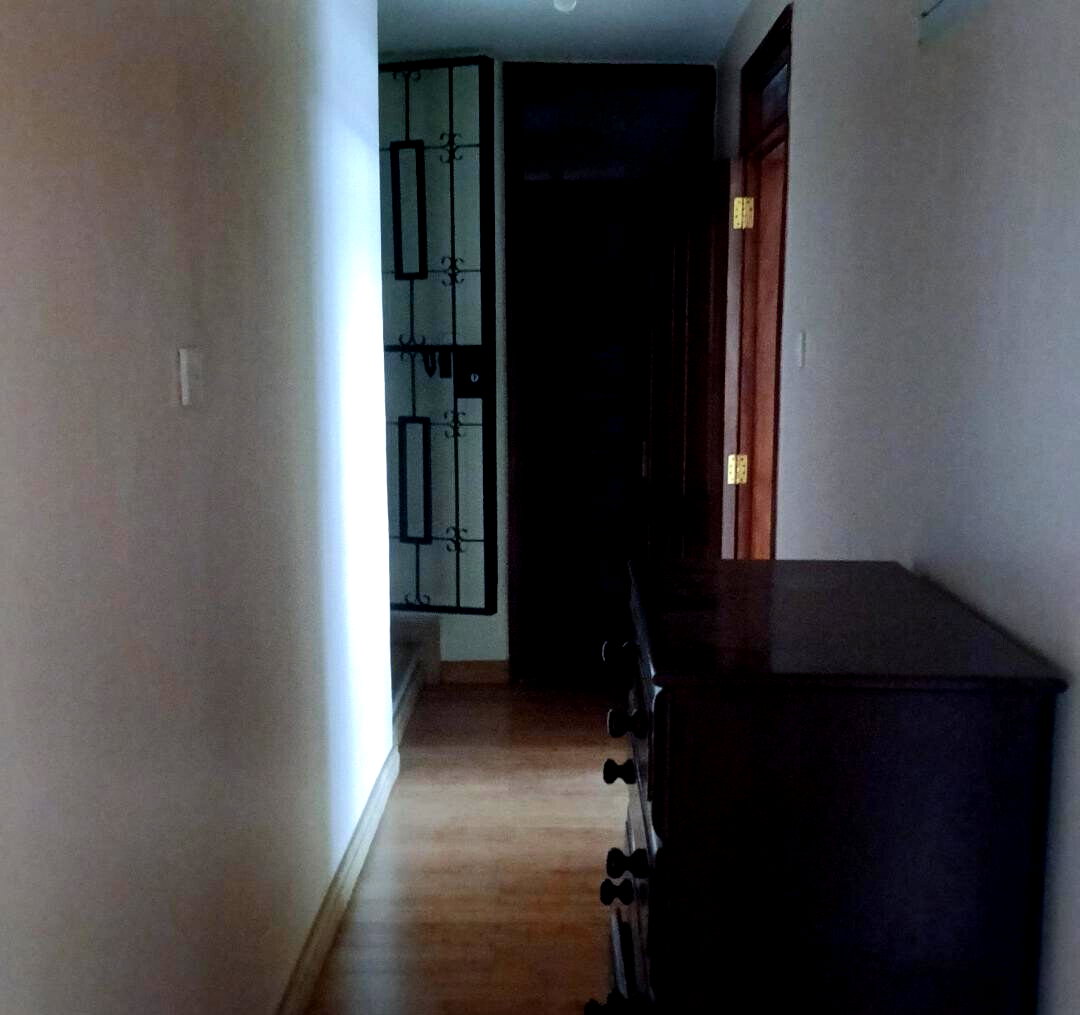 Pet-Friendly 5-Ensuite Townhouse with Shared Pool - Lavington