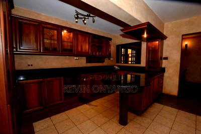 5bdrm House in Runda for rent - Image 13