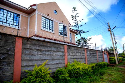 2bdrm Apartment in Canaan Street, Happy Valley Estate for rent - Image 12