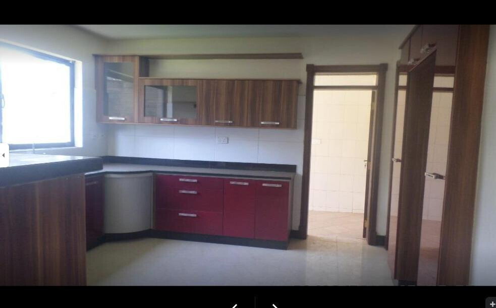 5-Bed Townhouse with Pool & Garden in Gated Spring Valley Estate