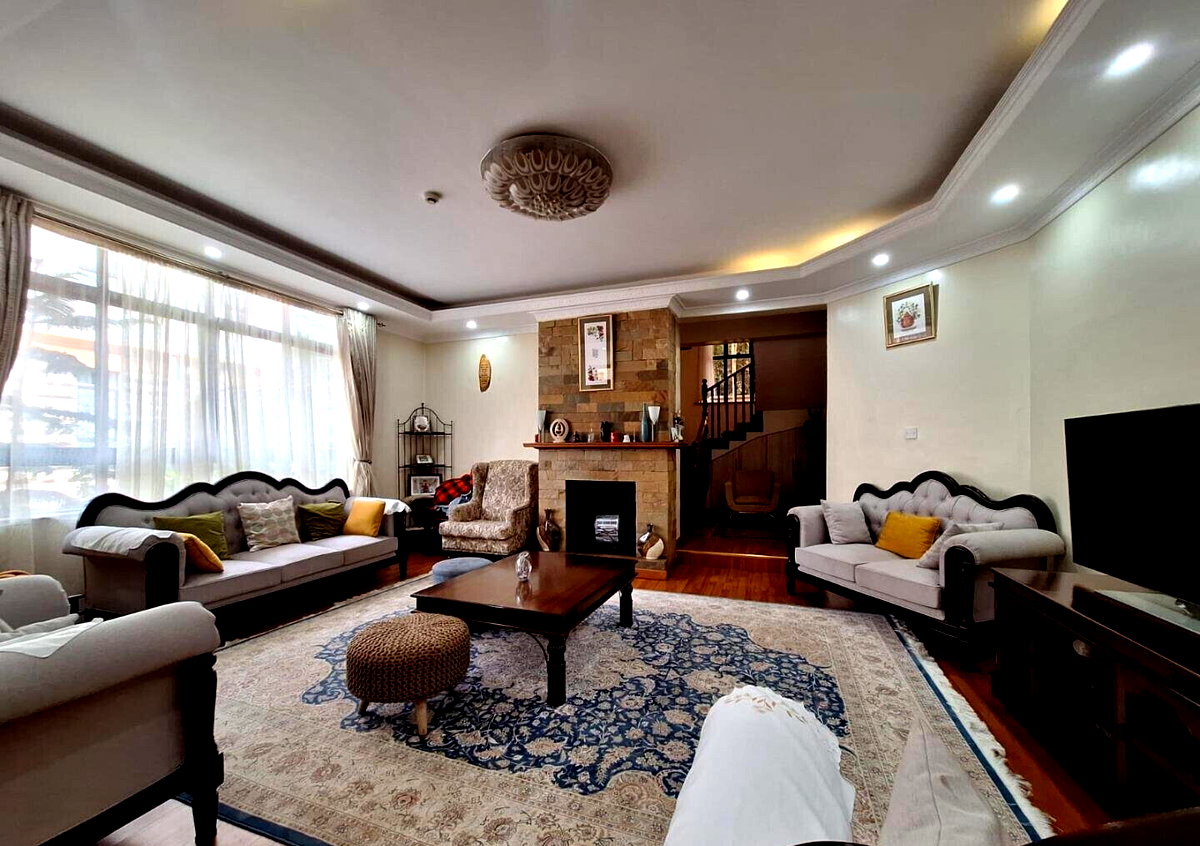 4BR All-Ensuite Townhouse with Study & Private Balcony - Kileleshwa