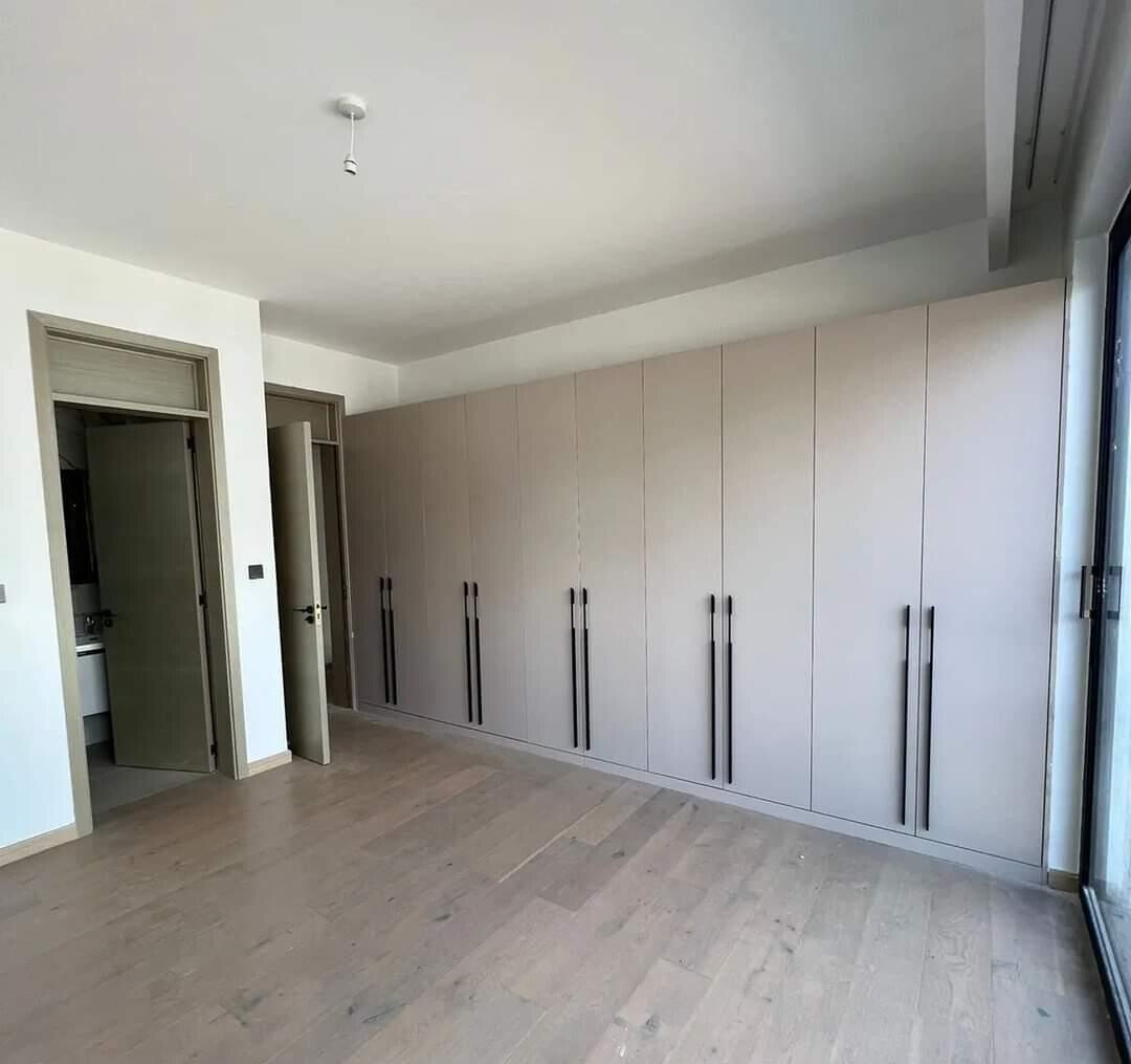 4-Ensuite Townhouse with Pet-Friendly Garden - Lavington