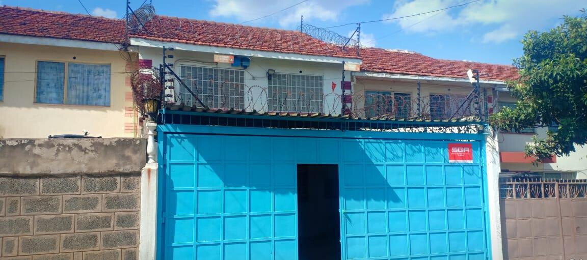 4BR Townhouse with Income-Generating 1BR Units - South B