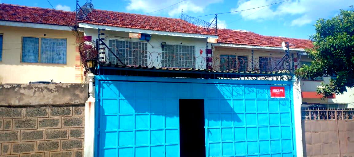 4BR Townhouse with Income-Generating 1BR Units - South B