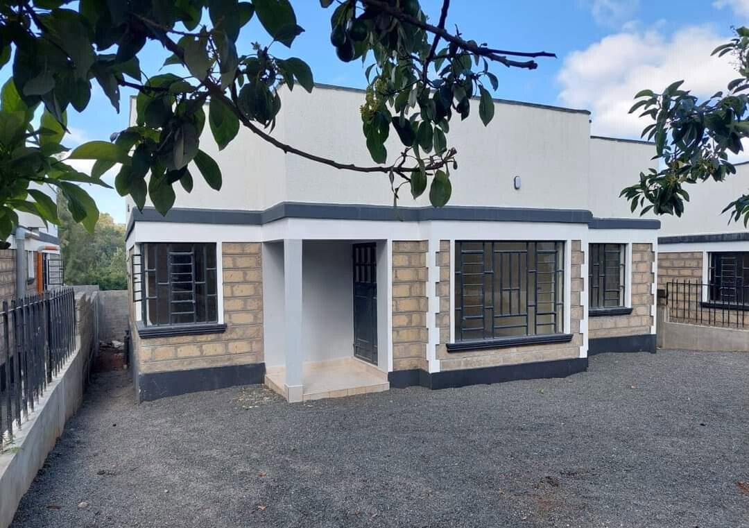 3BR Townhouse with Ngong Hills Views & KMRC Plan - Ngong