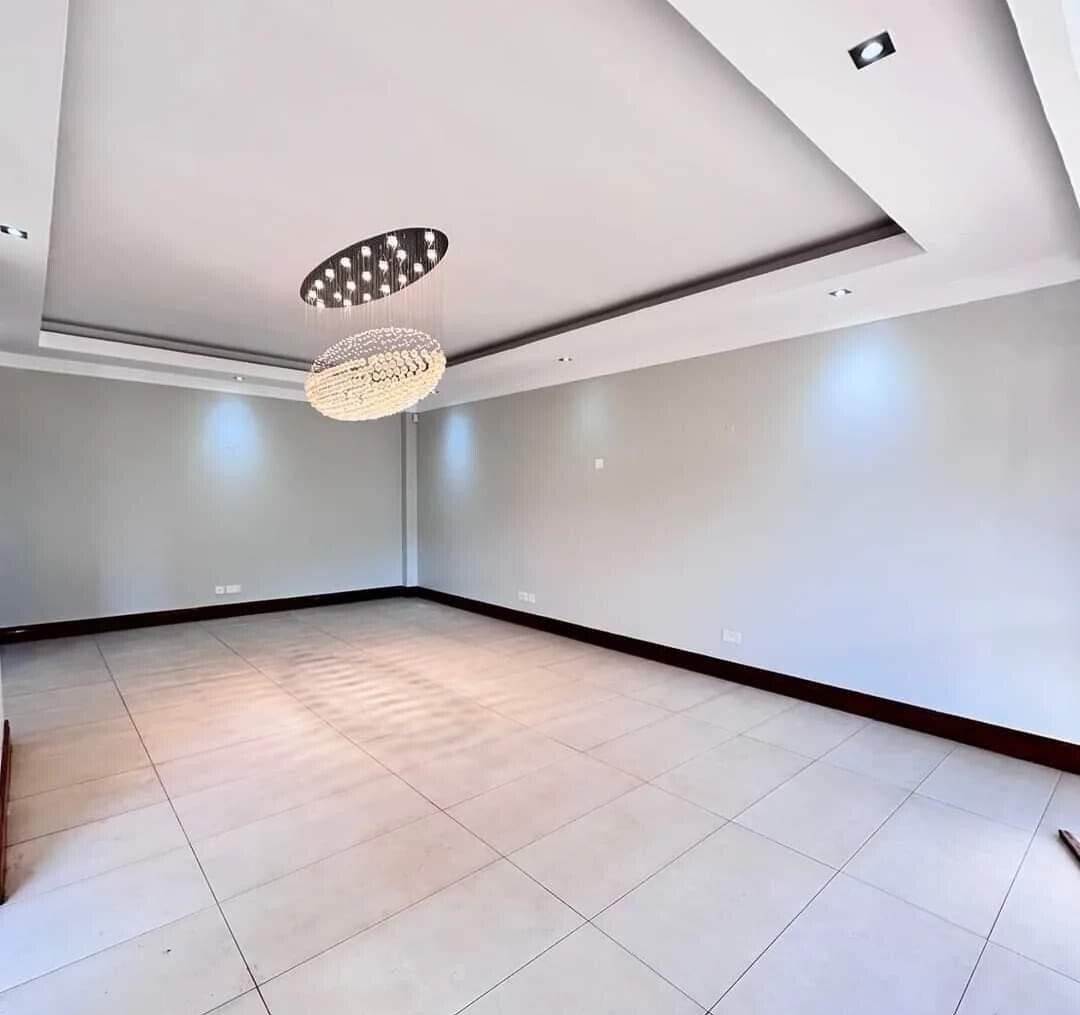 5-Ensuite Villa with DSQ on Half-Acre – Karen Near Galleria