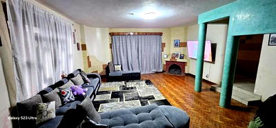 5bdrm Mansion in Elgonview for sale - Image 3
