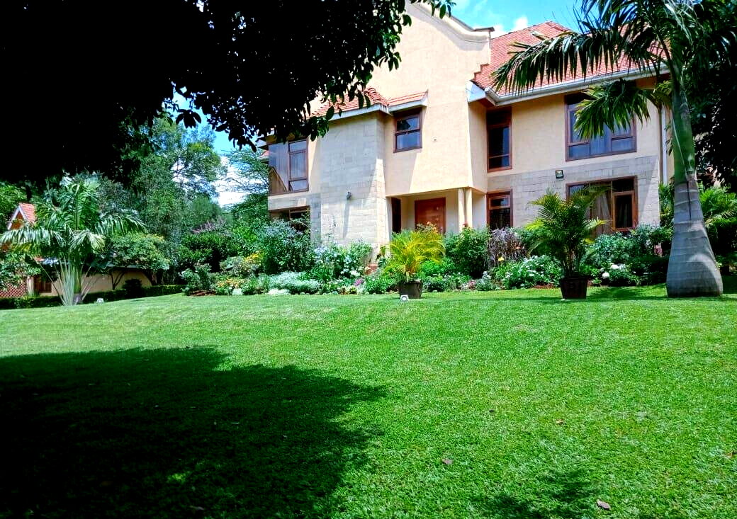 4-Bed Townhouse with Manicured Gardens – Karen, Nairobi