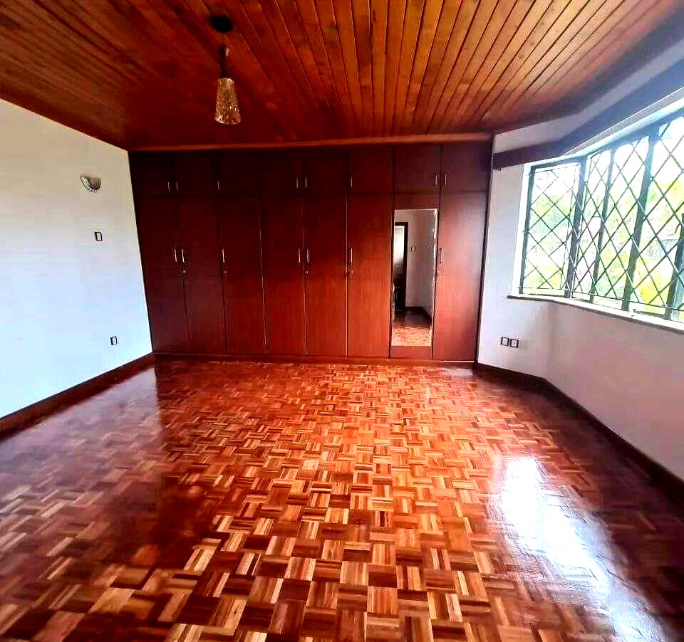 4BR Townhouse with Pool & Gym in Gated Lavington Estate