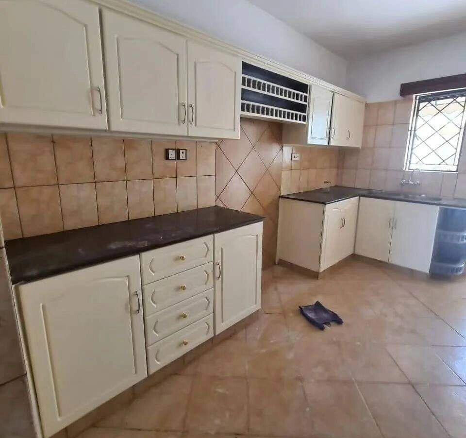 4BR Townhouse with Pool & Gym in Gated Lavington Estate