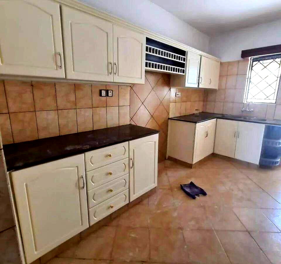 4BR Townhouse with Pool & Gym in Gated Lavington Estate