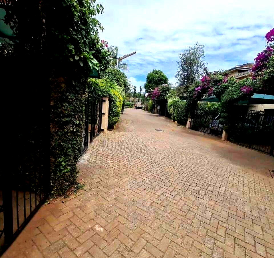 4BR Townhouse with Pool & Gym in Gated Lavington Estate
