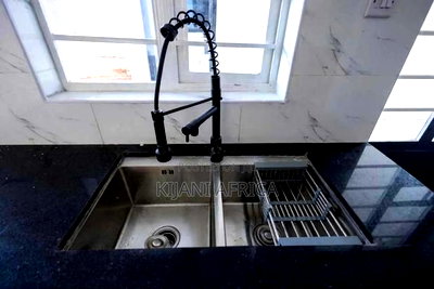 3bdrm Bungalow in Juja for rent - Image 5