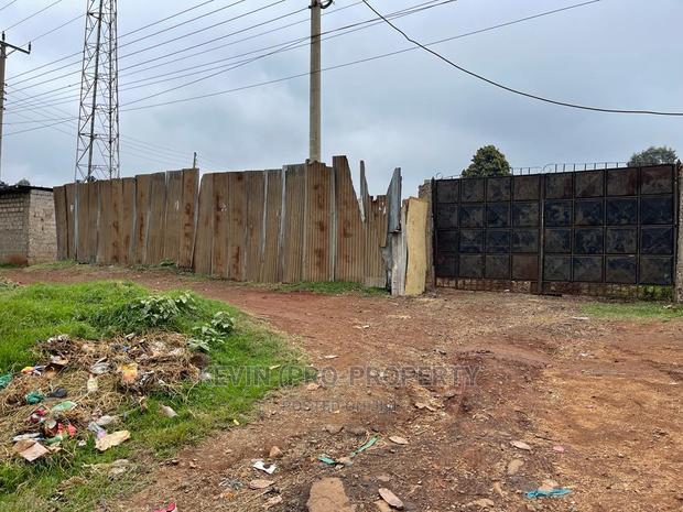 Commercial 100 By 100 Fts Plot Fronting The Tarmac Sigona.