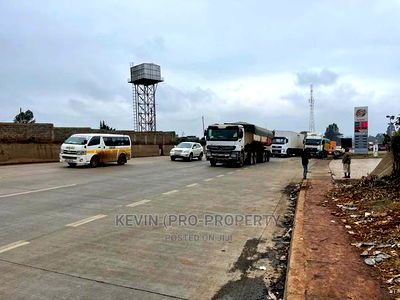 Commercial 100 By 100 Fts Plot Fronting The Tarmac Sigona. - Image 2