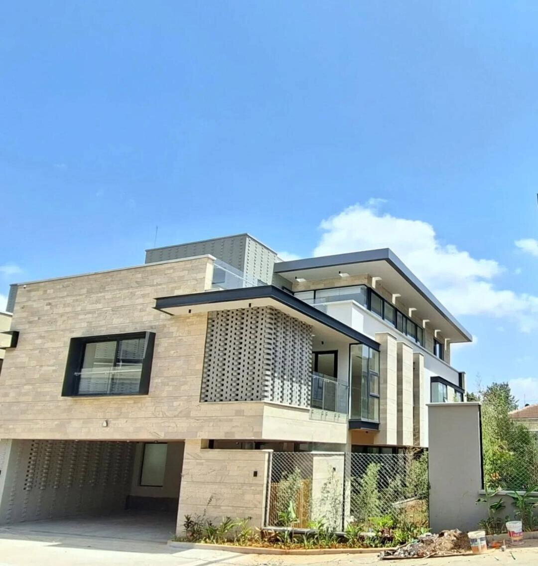 Brand New 5-Ensuite Villa with European Kitchen - Westlands